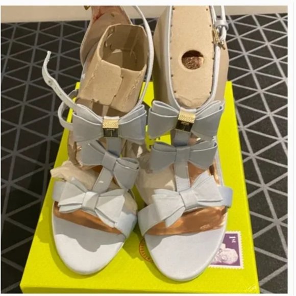 Ted Baker Appolini Light Blue Bow Heeled Sandals size 39 / 8 nwt - Picture 7 of 11